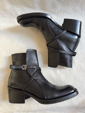 VINTAGE 90s Barneys New York Square Toe Leather Boots EU 37